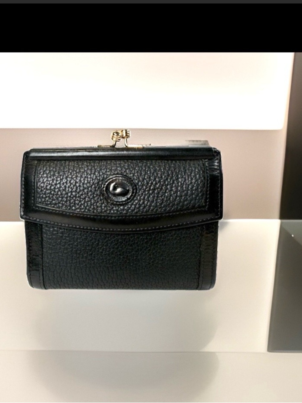 🦆 DOONEY & BOURKE CLASSIC TRIFOLD BLACK PEBBLED AWL WALLET KISSLOCK